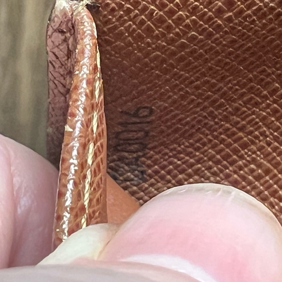 Louis Vuitton Monogram Compact Zip Wallet Authentic A6 - Picture 17 of 17